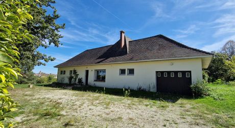 Grande maison style périgourdin avec panorama sur la Bastide