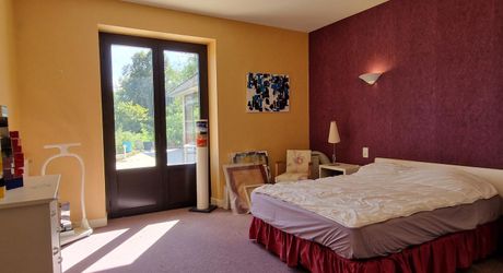 Grande maison style périgourdin avec panorama sur la Bastide
