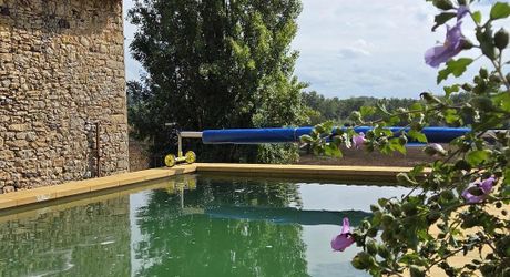 Authentique maison perigordine en pierres, rénovée avec piscine et Jardin