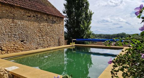 Authentique maison perigordine en pierres, rénovée avec piscine et Jardin
