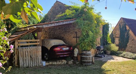 Authentique maison perigordine en pierres, rénovée avec piscine et Jardin
