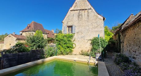 Authentique maison perigordine en pierres, rénovée avec piscine et Jardin