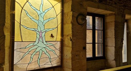 Maison de village ancienne en pierres avec intérieur à aménager