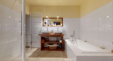 EXCLUSIVE LABEL PIERRES Renovated Périgord House with swimming pool and enclosed garden in a village with shops.