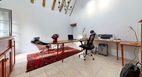 EXCLUSIVE LABEL PIERRES Renovated Périgord House with swimming pool and enclosed garden in a village with shops.