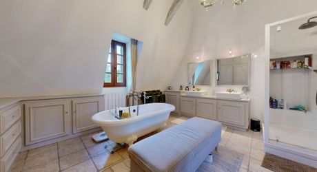 EXCLUSIVE LABEL PIERRES Renovated Périgord House with swimming pool and enclosed garden in a village with shops.