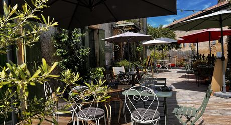 Trésor caché du Périgord Noir: une demeure d’exception sur les chemins de l’histoire.