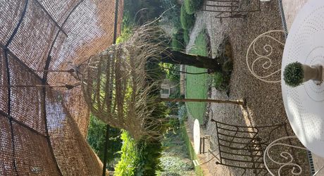 Trésor caché du Périgord Noir: une demeure d’exception sur les chemins de l’histoire.