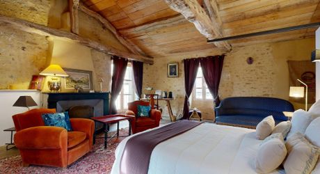 Trésor caché du Périgord Noir: une demeure d’exception sur les chemins de l’histoire.