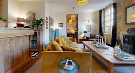 Trésor caché du Périgord Noir: une demeure d’exception sur les chemins de l’histoire.