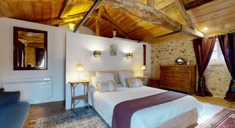 Trésor caché du Périgord Noir: une demeure d’exception sur les chemins de l’histoire.