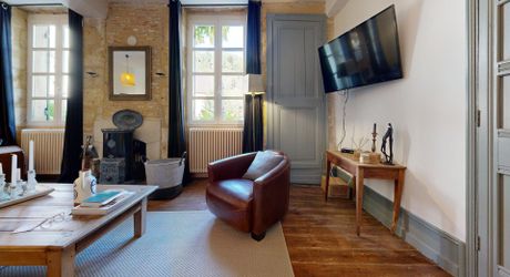 Trésor caché du Périgord Noir: une demeure d’exception sur les chemins de l’histoire.