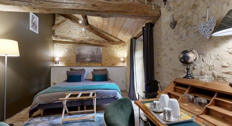 Trésor caché du Périgord Noir: une demeure d’exception sur les chemins de l’histoire.