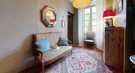 Trésor caché du Périgord Noir: une demeure d’exception sur les chemins de l’histoire.