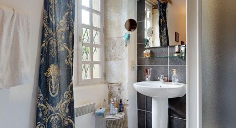 Trésor caché du Périgord Noir: une demeure d’exception sur les chemins de l’histoire.