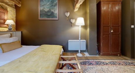 Trésor caché du Périgord Noir: une demeure d’exception sur les chemins de l’histoire.