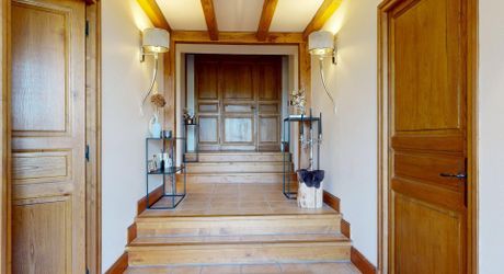 Propriété d'exception en Périgord Noir avec vue époustouflante, chambres d'hôtes, gîte, piscine et 27 hectares de forêts et prairies