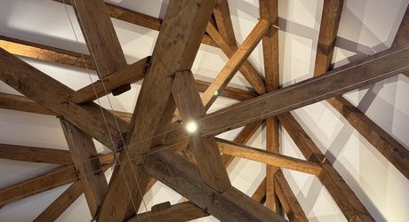 Propriété d'exception en Périgord Noir avec vue époustouflante, chambres d'hôtes, gîte, piscine et 27 hectares de forêts et prairies