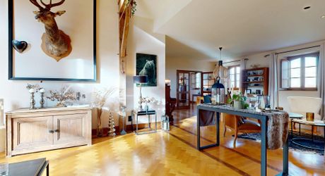 Propriété d'exception en Périgord Noir avec vue époustouflante, chambres d'hôtes, gîte, piscine et 27 hectares de forêts et prairies