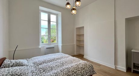 FURNISHED RENTAL In the heart of SAINT CYPRIEN 2 bedrooms, 2 bathrooms with shared pool and garden access