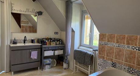 Une maison de caractère au cœur du Périgord Noir - Grande maison familiale avec piscine, vue sur le village et jardin, proche rivière Dordogne.