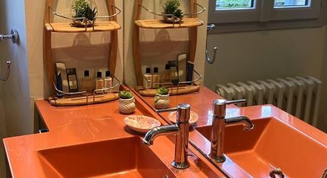 Une maison de caractère au cœur du Périgord Noir - Grande maison familiale avec piscine, vue sur le village et jardin, proche rivière Dordogne.