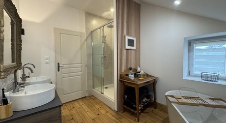 Charmante maison  bourgeoise avec jardin et appartement indépendant, 180 m2 rénovés avec goût 