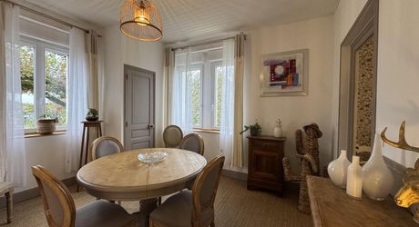 Charmante maison  bourgeoise avec jardin et appartement indépendant, 180 m2 rénovés avec goût 