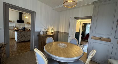 Charmante maison  bourgeoise avec jardin et appartement indépendant, 180 m2 rénovés avec goût 