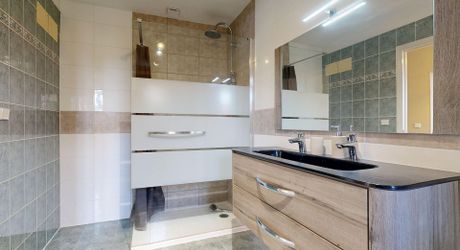 Maison avec piscine et jolie vue en Périgord Noir !