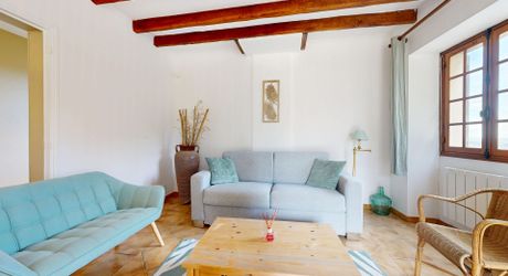 Maison avec piscine et jolie vue en Périgord Noir !