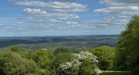 Maison avec piscine et jolie vue en Périgord Noir !