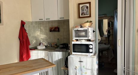 Maison contemporaine à vendre à SARLAT-LA-CANEDA, 104m², 4 chambres, garage, jardin, tout confort. 