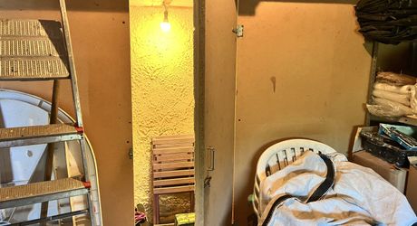 Maison contemporaine à vendre à SARLAT-LA-CANEDA, 104m², 4 chambres, garage, jardin, tout confort. 