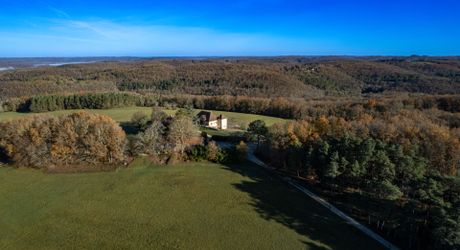 Luxury Estate in Périgord Noir: Stunning Views, Income Potential (Gîte/B&B), Pool, and 67 Acres of Private Land