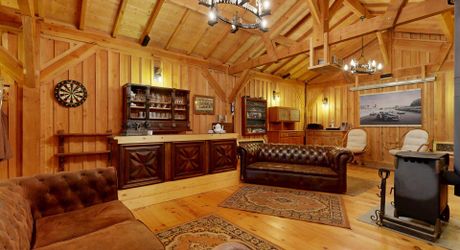 Maison très belle vue, 3 chambres, un bureau, piscine et nombreuses dépendances. Visite virtuelle sur demande