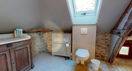 Maison très belle vue, 3 chambres, un bureau, piscine et nombreuses dépendances. Visite virtuelle sur demande