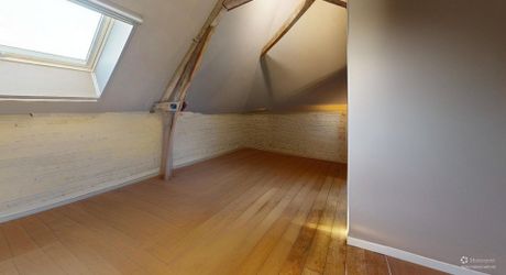 Maison très belle vue, 3 chambres, un bureau, piscine et nombreuses dépendances. Visite virtuelle sur demande