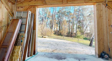 Maison très belle vue, 3 chambres, un bureau, piscine et nombreuses dépendances. Visite virtuelle sur demande