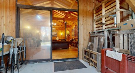 Maison très belle vue, 3 chambres, un bureau, piscine et nombreuses dépendances. Visite virtuelle sur demande