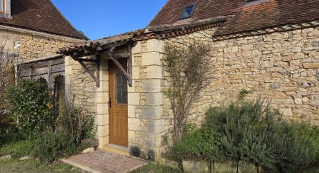 Ensemble de maisons en pierre