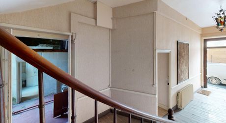 Redonnez vie à l'histoire : Immeuble de 229 m² en plein centre ville. Visite virtuelle sur demande
