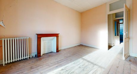 Redonnez vie à l'histoire : Immeuble de 229 m² en plein centre ville. Visite virtuelle sur demande