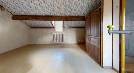 Propriété en pierre du Périgord avec dépendances, piscine, vue dégagée et calme !