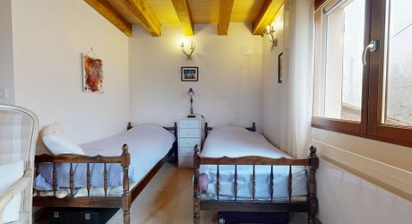 Maison contemporaine avec gîte et beau terrain au calme !