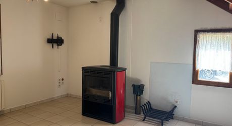 Maison contemporaine avec gîte et beau terrain au calme !