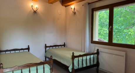 Maison contemporaine avec gîte et beau terrain au calme !