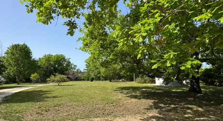 Maison contemporaine avec gîte et beau terrain au calme !