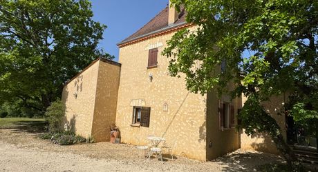 Maison contemporaine avec gîte et beau terrain au calme !