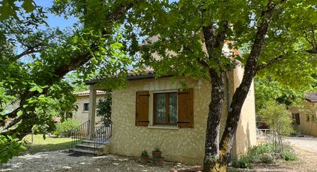 Maison contemporaine avec gîte et beau terrain au calme !